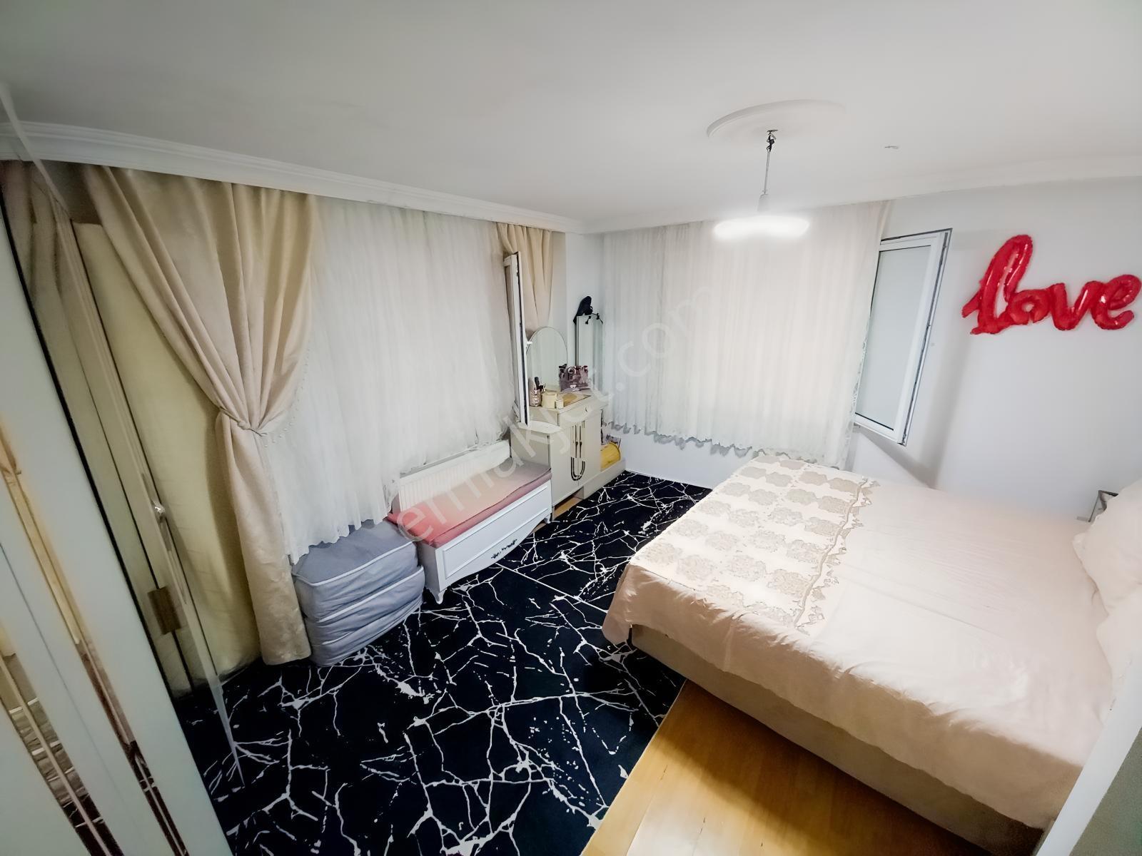 Eyüp Yeşilpınar Mah 5+2 Ters Dubleks 13yıllık Bina Satılık Daire — fotoğraf 27
