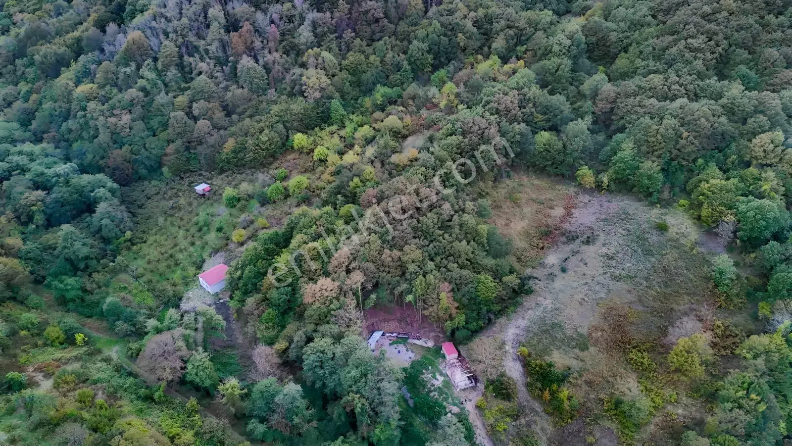 Kadastrol Yolu Açık Olan Arsa — fotoğraf 10