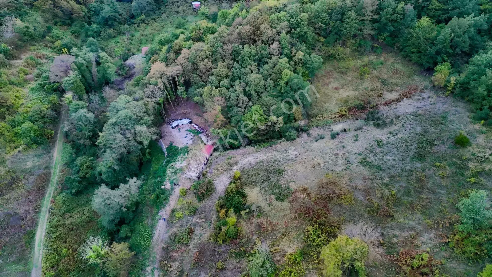 Kadastrol Yolu Açık Olan Arsa — fotoğraf 12