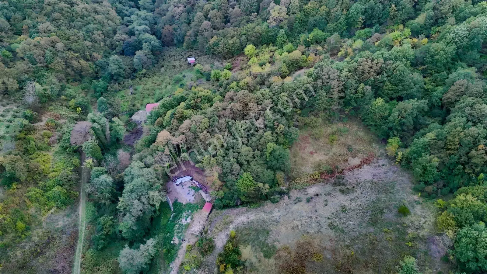 Kadastrol Yolu Açık Olan Arsa — fotoğraf 13