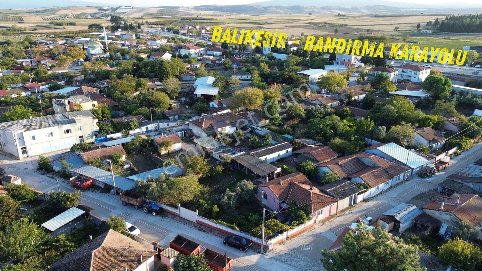 Sevinç'ten Doğalgaz-elk-su Kapıda 3 Kat İmar Köy İçi 545 M² Arsa — fotoğraf 2