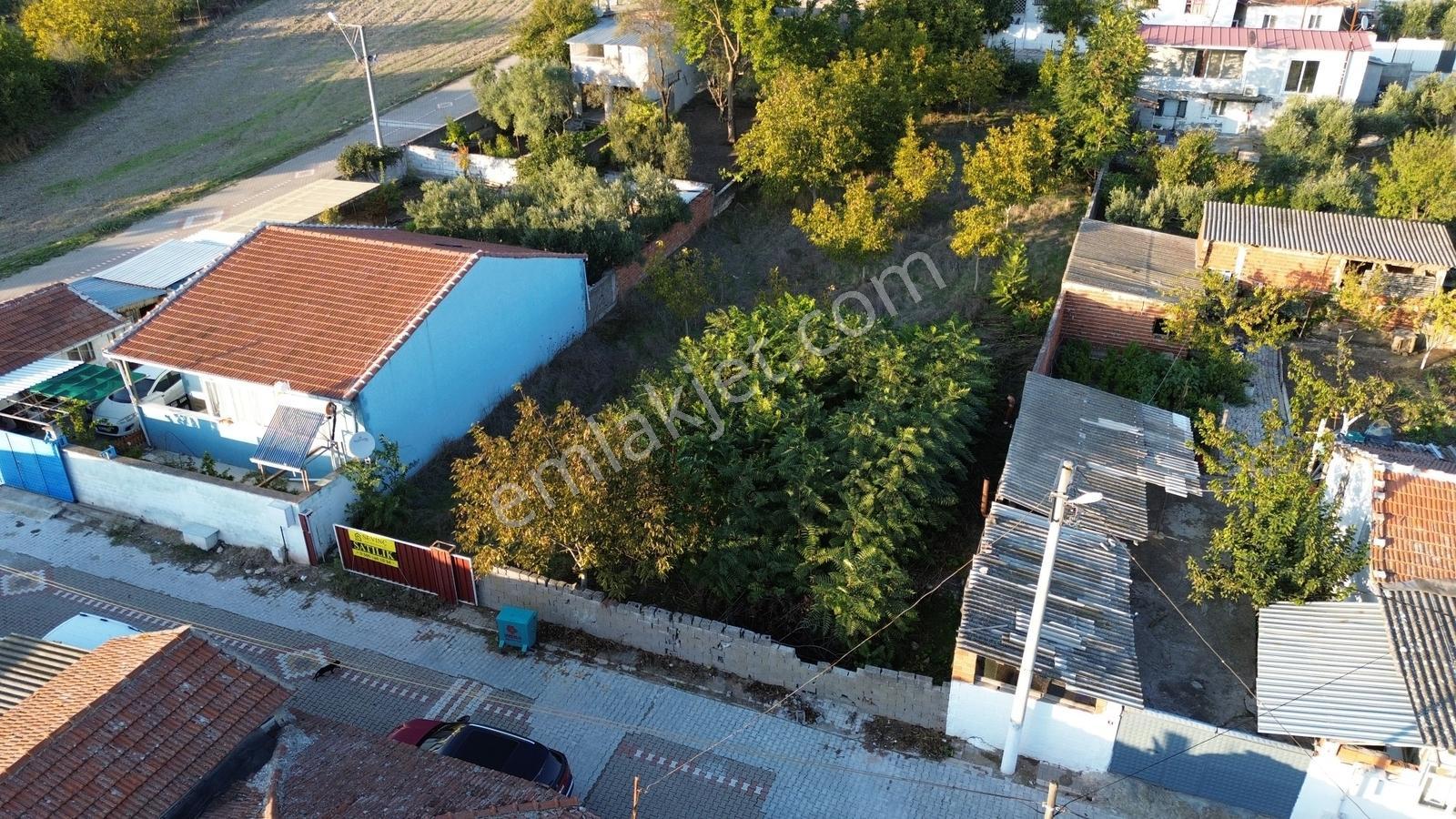 Sevinç'ten Doğalgaz-elk-su Kapıda 3 Kat İmar Köy İçi 545 M² Arsa — fotoğraf 19