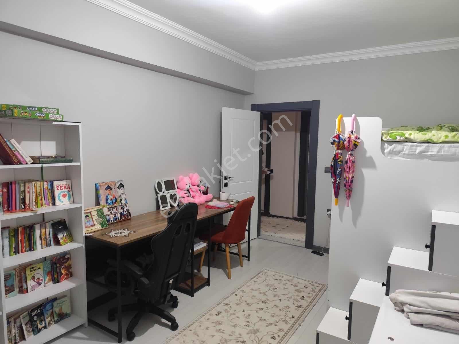 Yenişehir'de Sıfır 3+1 Güney Cephe 1.sınıf Yapılı Full Dolaplı — fotoğraf 14