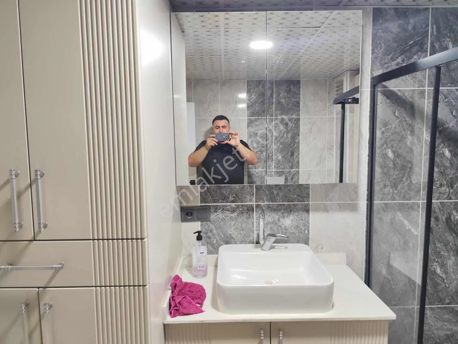 Yenişehir'de Sıfır 3+1 Güney Cephe 1.sınıf Yapılı Full Dolaplı — fotoğraf 16