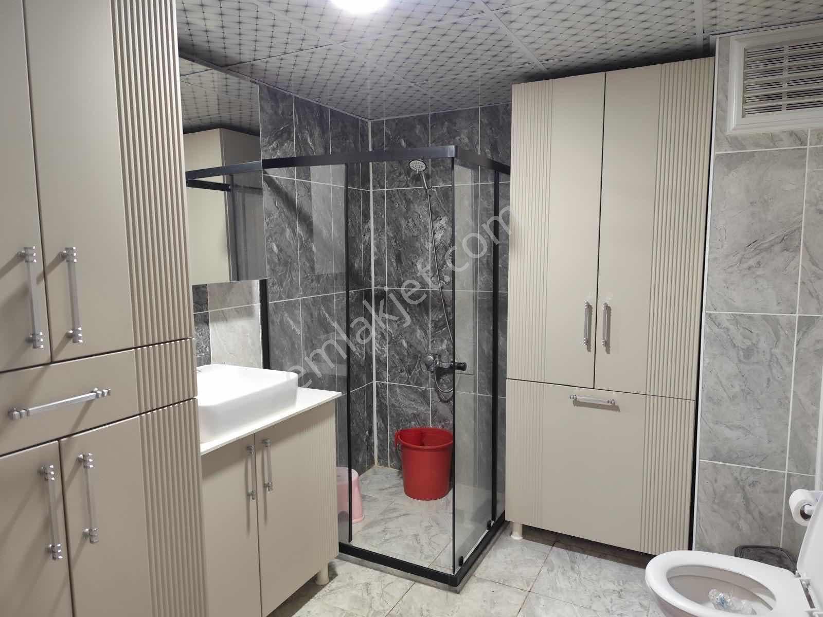 Yenişehir'de Sıfır 3+1 Güney Cephe 1.sınıf Yapılı Full Dolaplı — fotoğraf 17