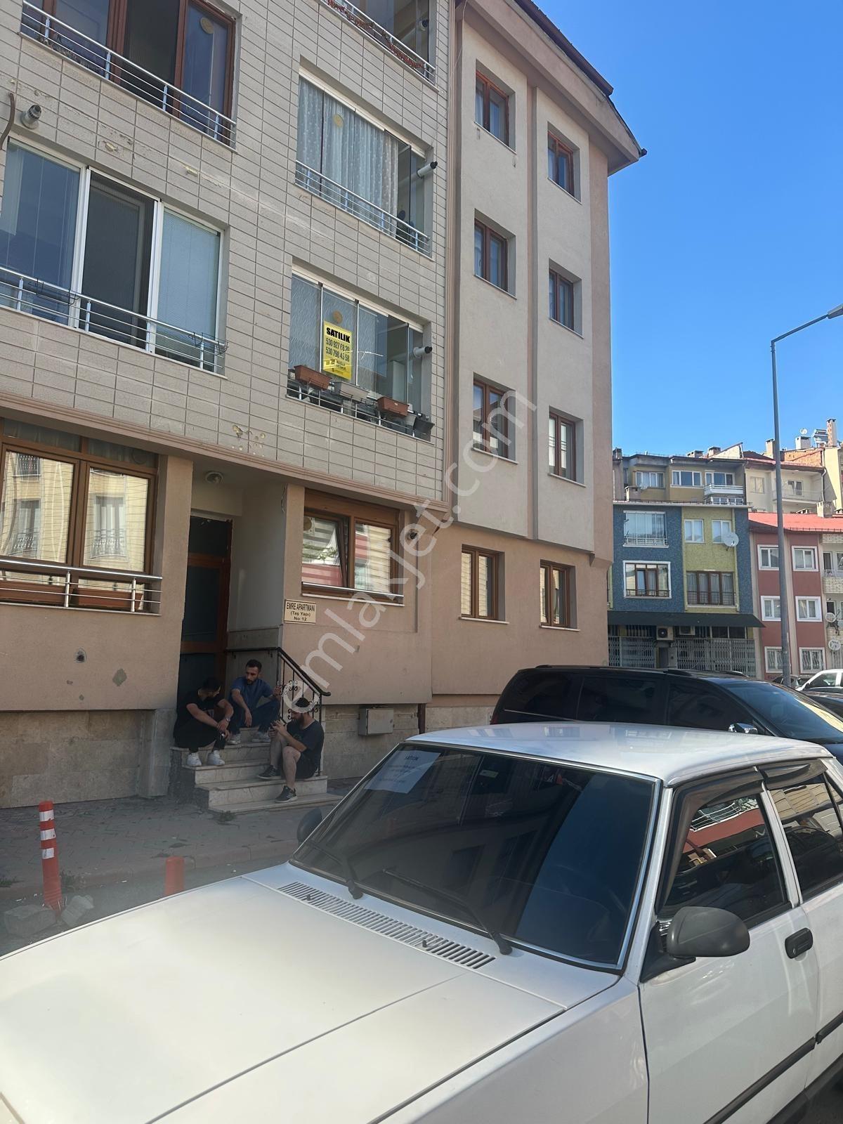 Yörükoğlu Gayrimenkulden İstasyon Cad. Satılık 3+1 Daire — fotoğraf 2