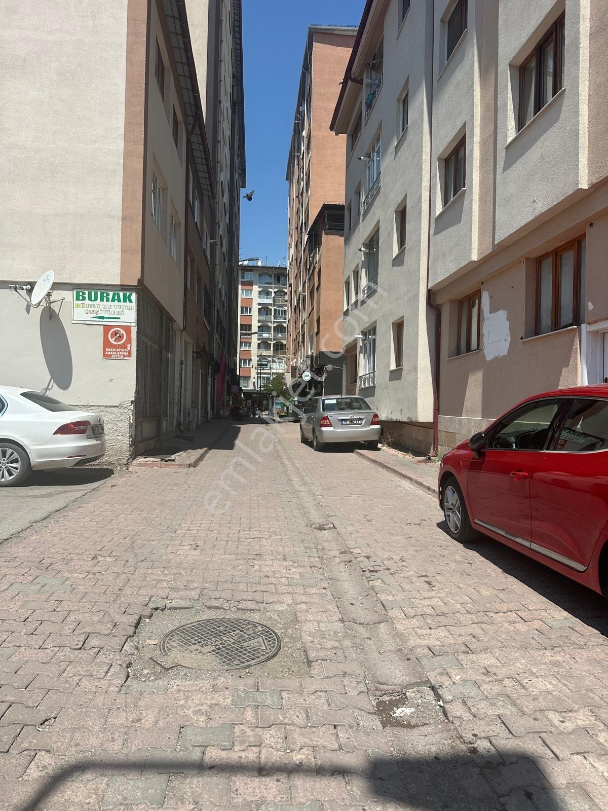 Yörükoğlu Gayrimenkulden İstasyon Cad. Satılık 3+1 Daire — fotoğraf 4