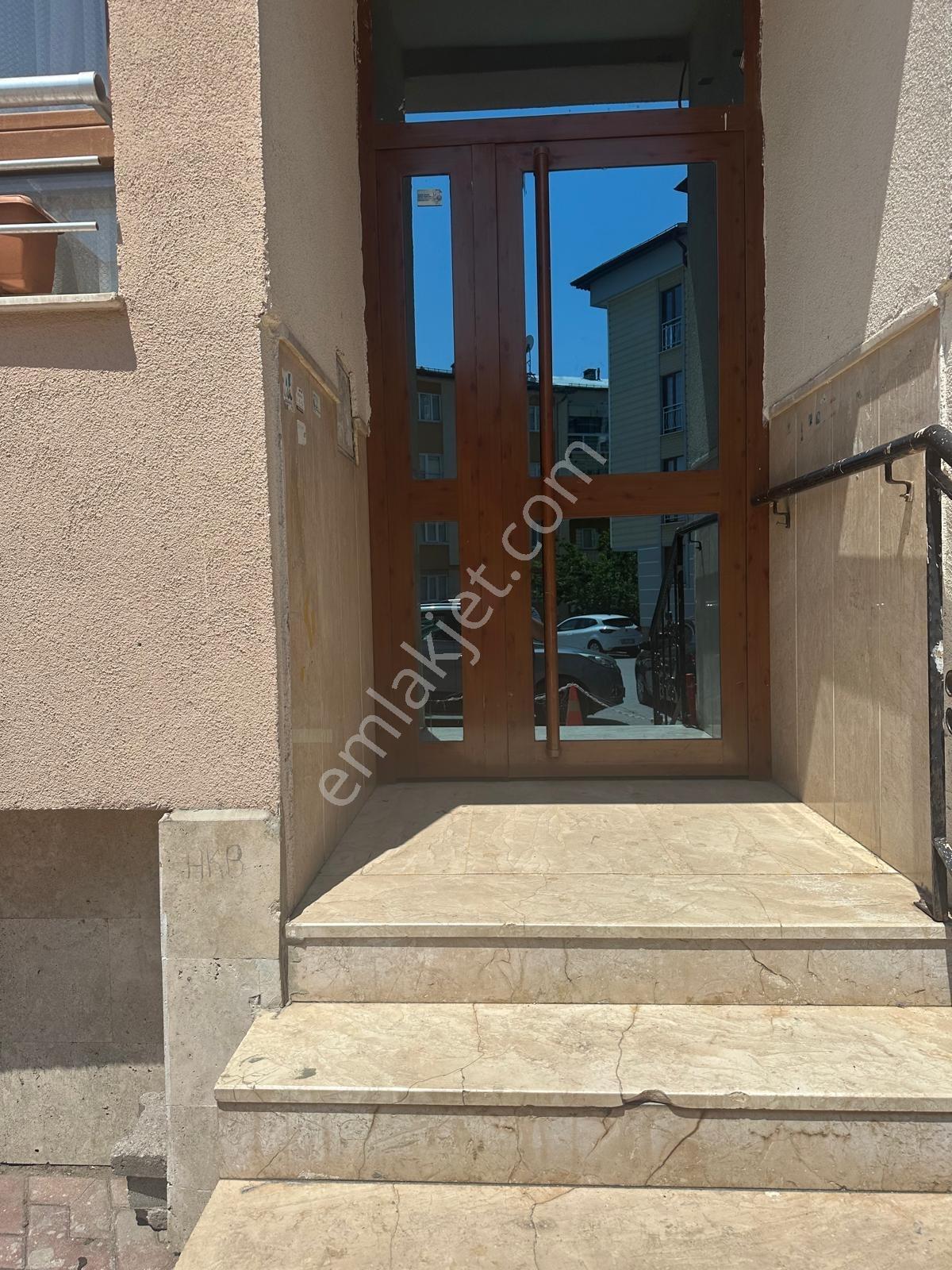 Yörükoğlu Gayrimenkulden İstasyon Cad. Satılık 3+1 Daire — fotoğraf 5