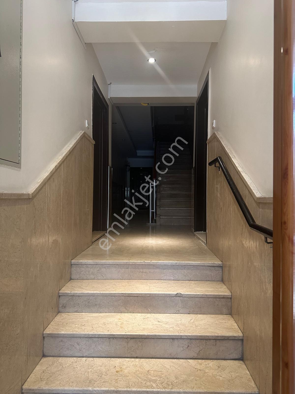 Yörükoğlu Gayrimenkulden İstasyon Cad. Satılık 3+1 Daire — fotoğraf 7