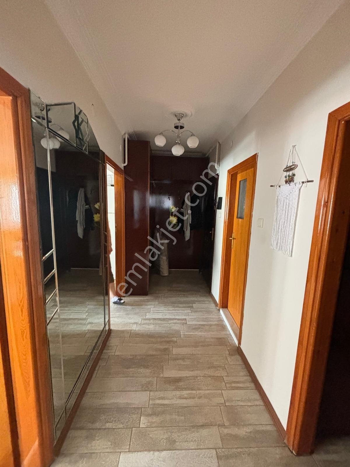 Yörükoğlu Gayrimenkulden İstasyon Cad. Satılık 3+1 Daire — fotoğraf 15