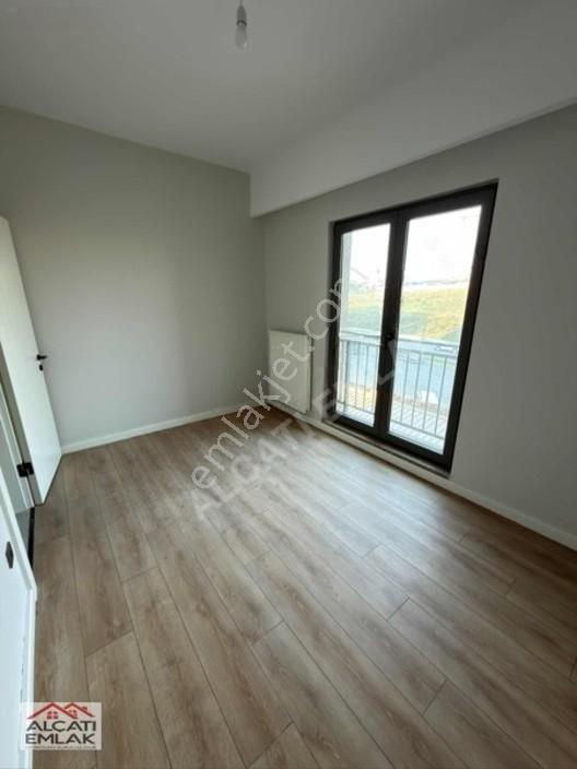 Meydan Başakşehir Yüksek Kat Satılık Daire — fotoğraf 5