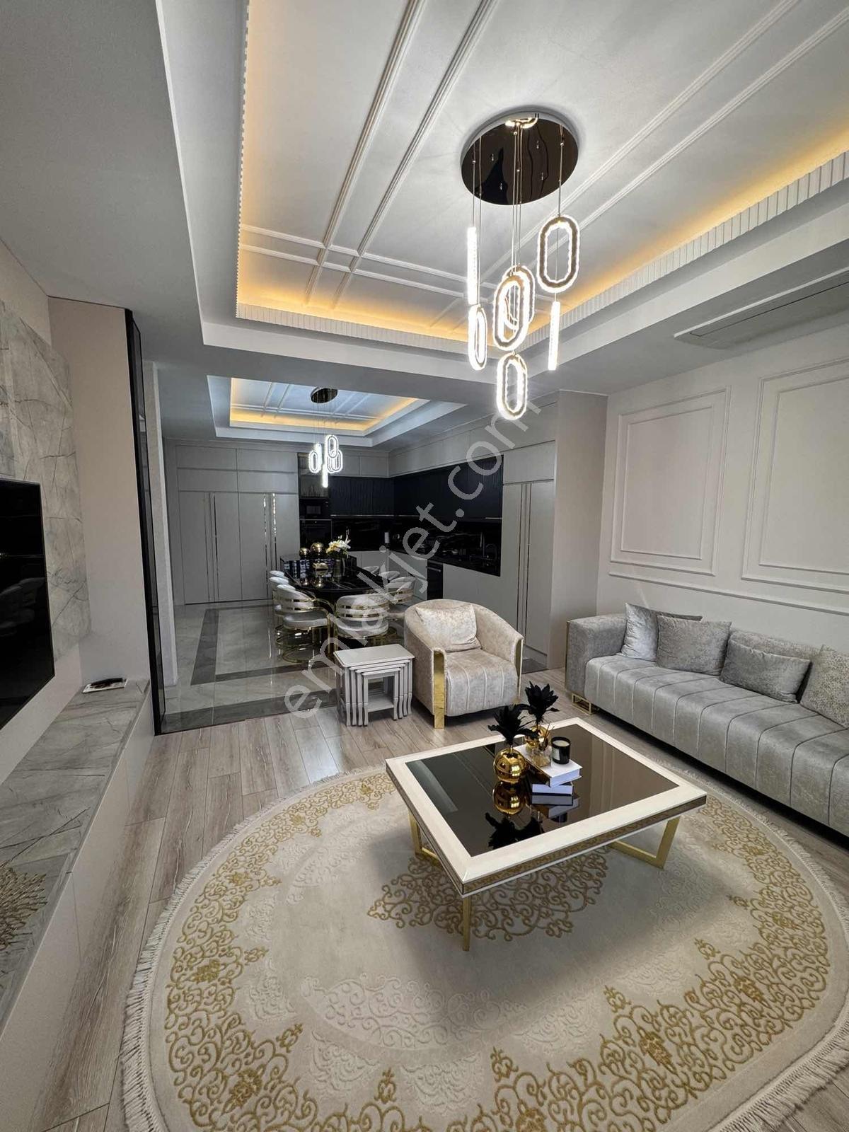 Nurçay Hanedan Villalarında 525 M² 6+1 Satılık Tripleks — fotoğraf 2