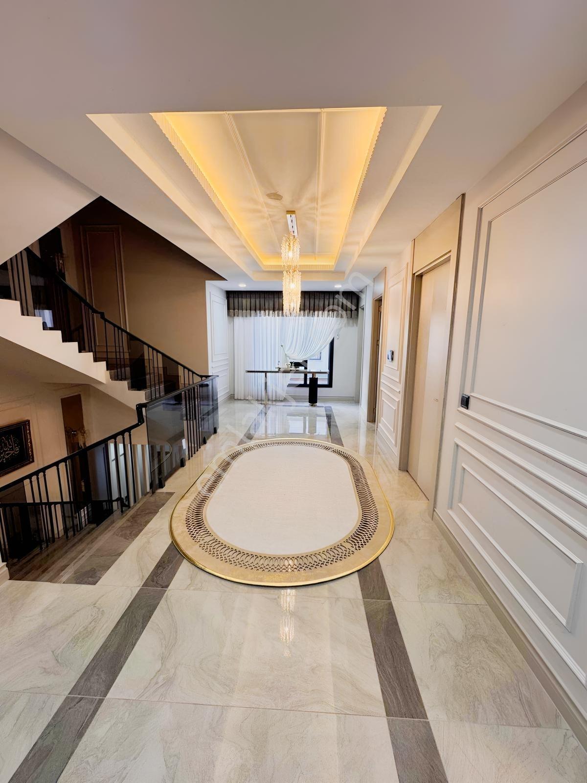 Nurçay Hanedan Villalarında 525 M² 6+1 Satılık Tripleks — fotoğraf 10