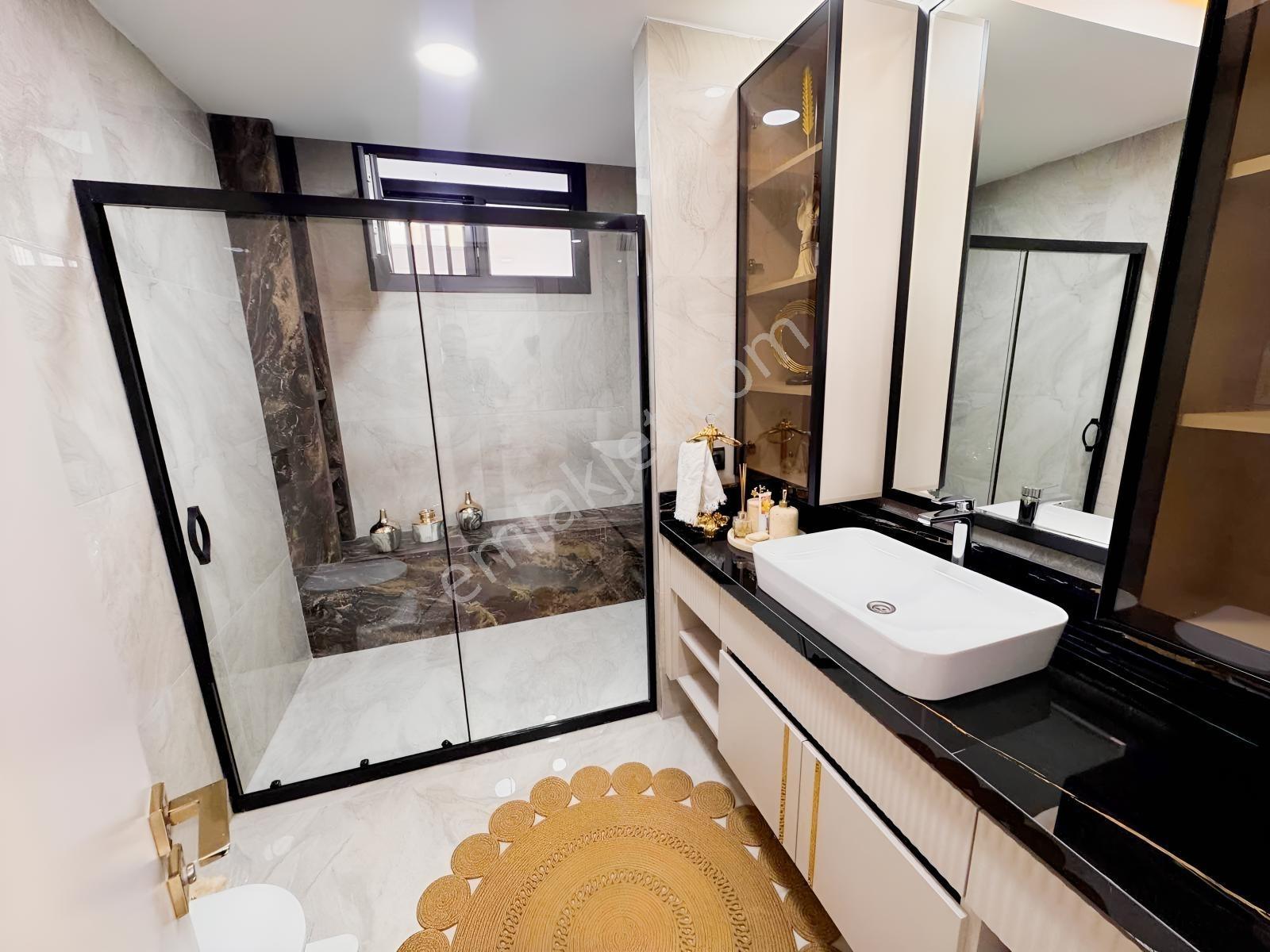 Nurçay Hanedan Villalarında 525 M² 6+1 Satılık Tripleks — fotoğraf 21