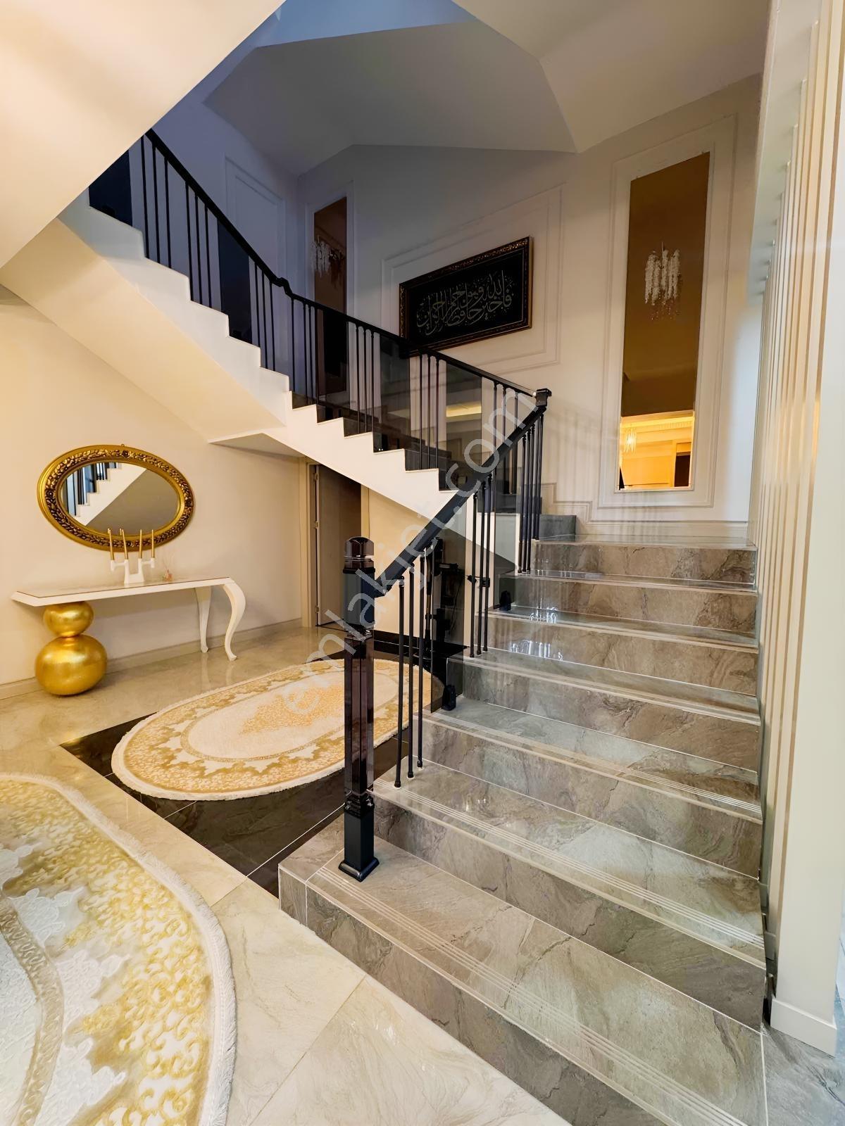 Nurçay Hanedan Villalarında 525 M² 6+1 Satılık Tripleks — fotoğraf 33