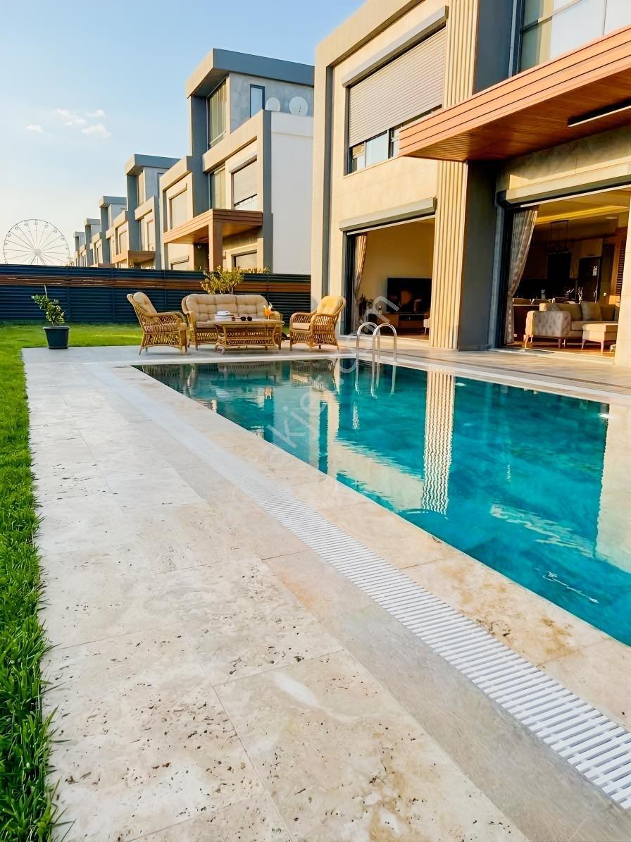 Nurçay Hanedan Villalarında 525 M² 6+1 Satılık Tripleks — fotoğraf 34