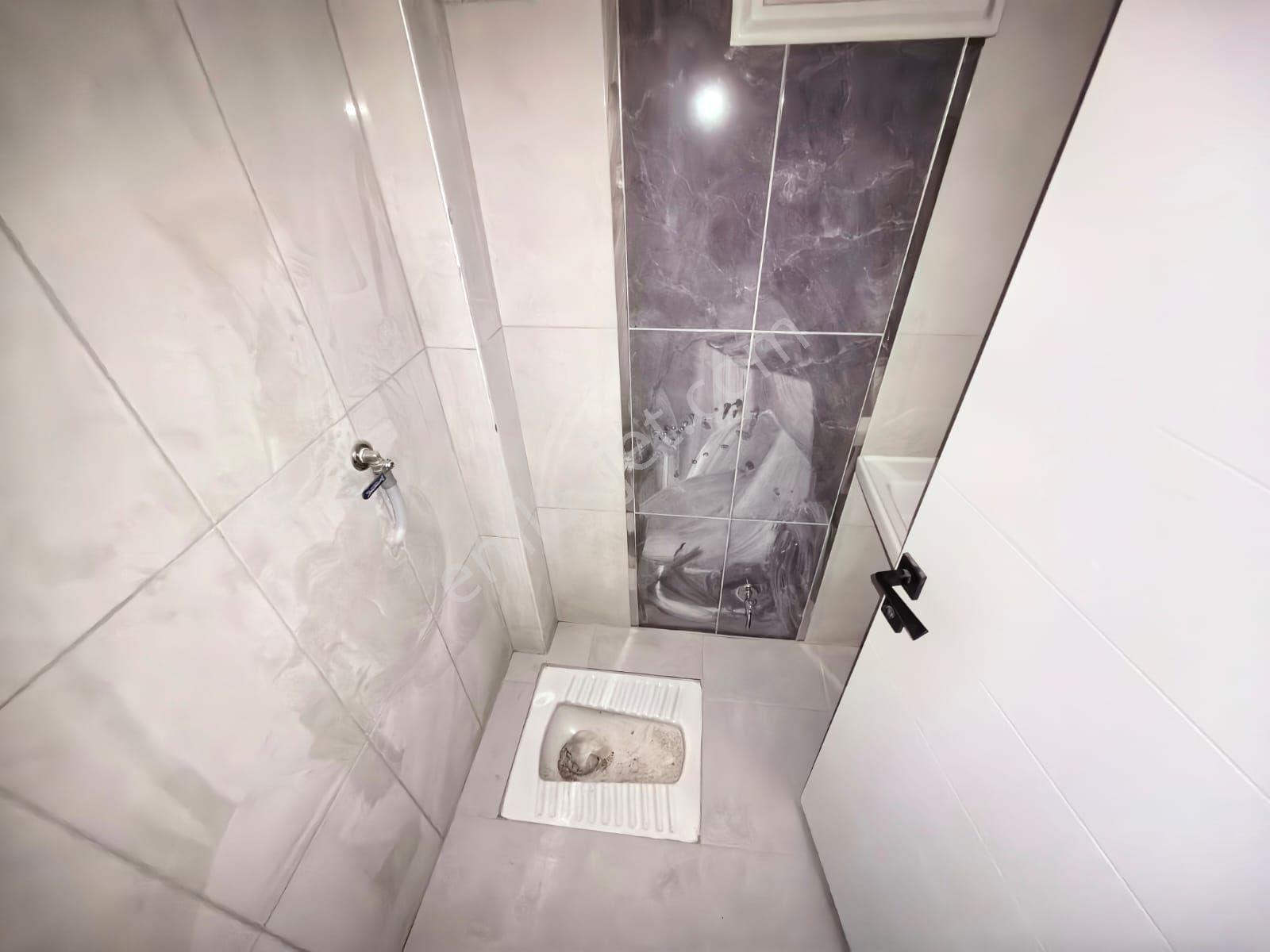 Toprak Emlaktan Ank Keçiören Baglarbaşı Mah De 3+1 120 M2 Manzaralı Daire — fotoğraf 2