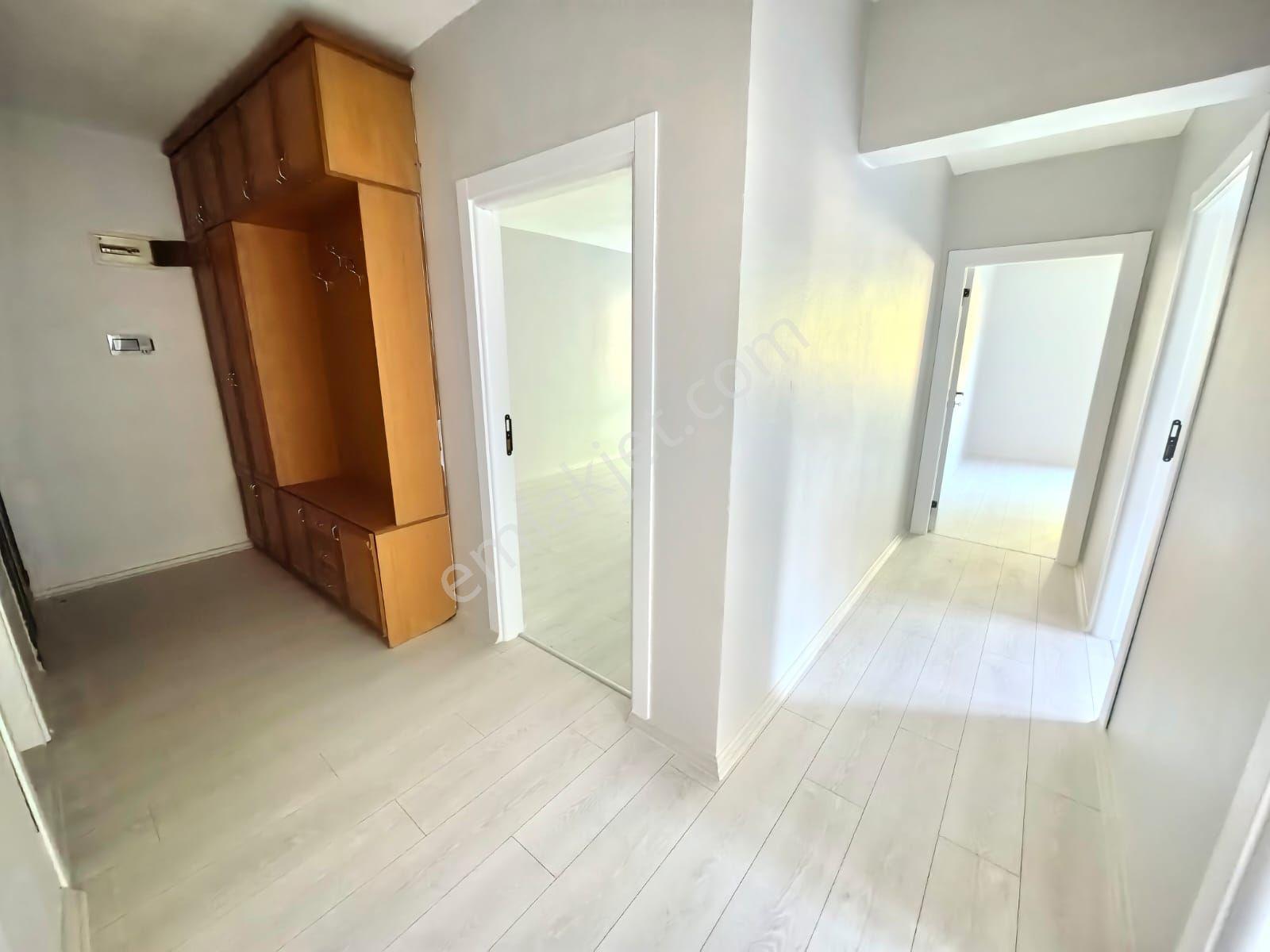 Toprak Emlaktan Ank Keçiören Baglarbaşı Mah De 3+1 120 M2 Manzaralı Daire — fotoğraf 4
