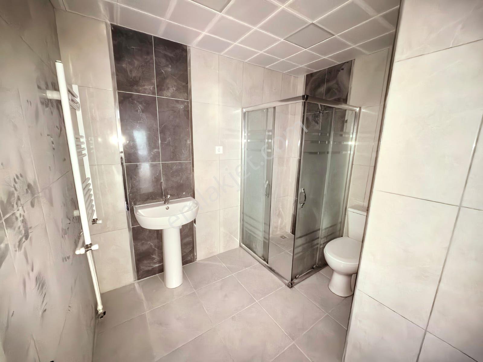 Toprak Emlaktan Ank Keçiören Baglarbaşı Mah De 3+1 120 M2 Manzaralı Daire — fotoğraf 7