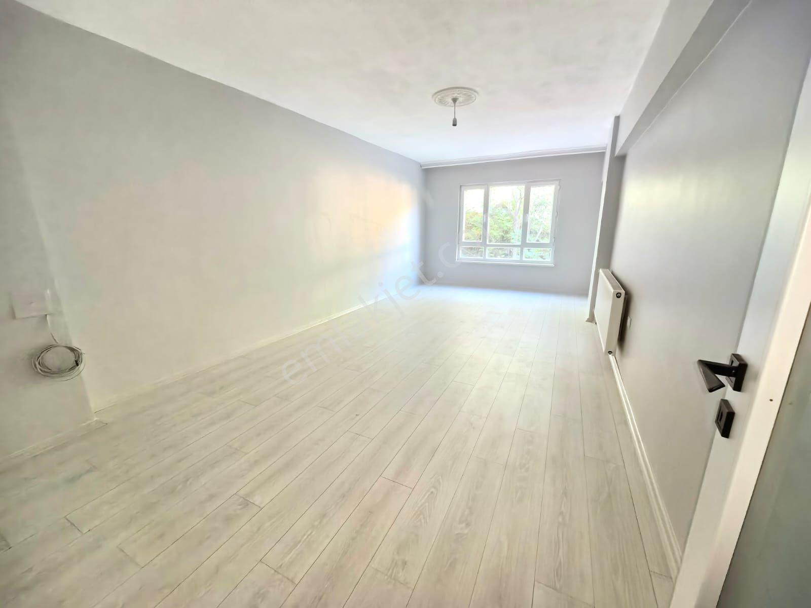 Toprak Emlaktan Ank Keçiören Baglarbaşı Mah De 3+1 120 M2 Manzaralı Daire — fotoğraf 9