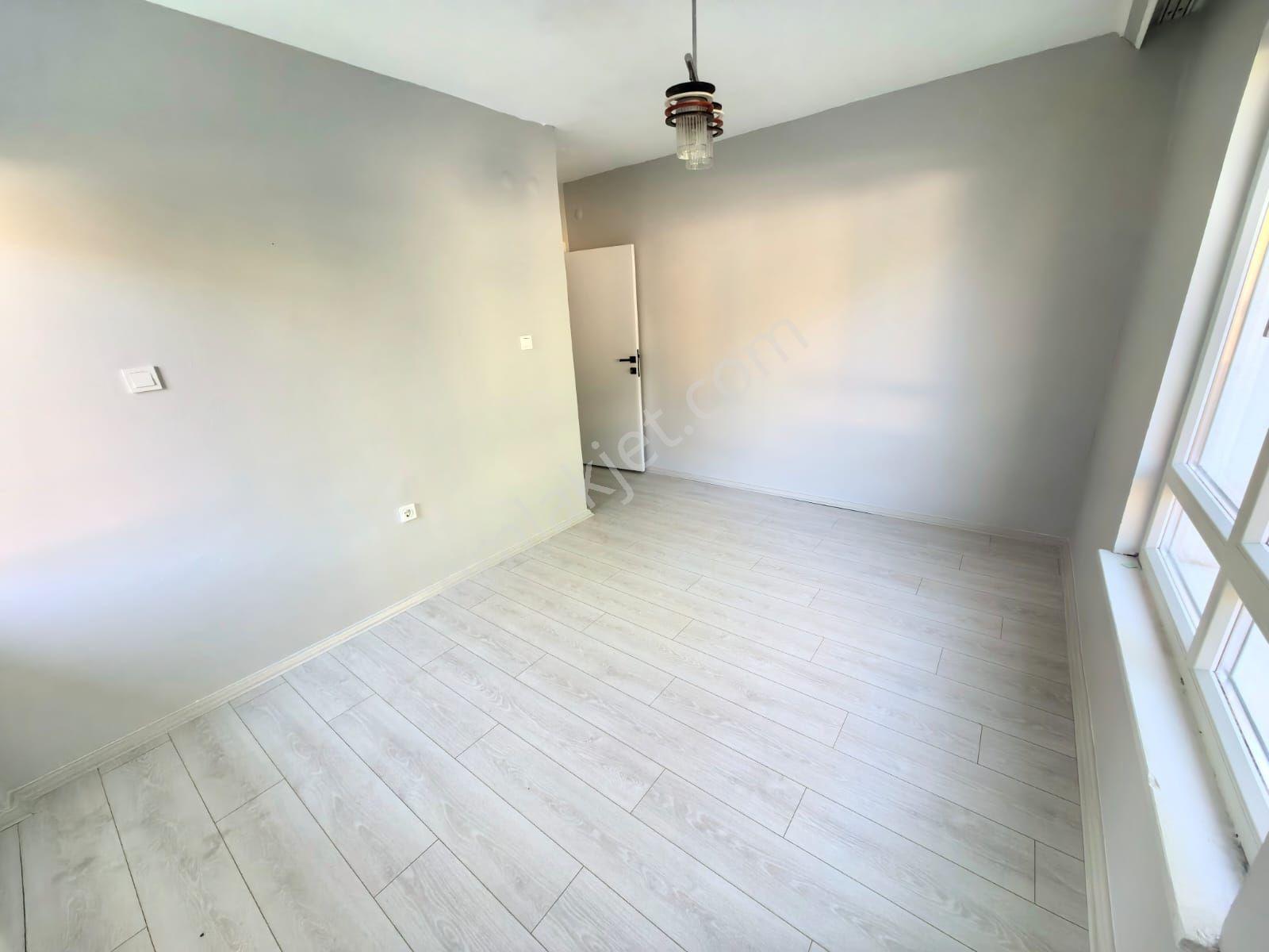 Toprak Emlaktan Ank Keçiören Baglarbaşı Mah De 3+1 120 M2 Manzaralı Daire — fotoğraf 22