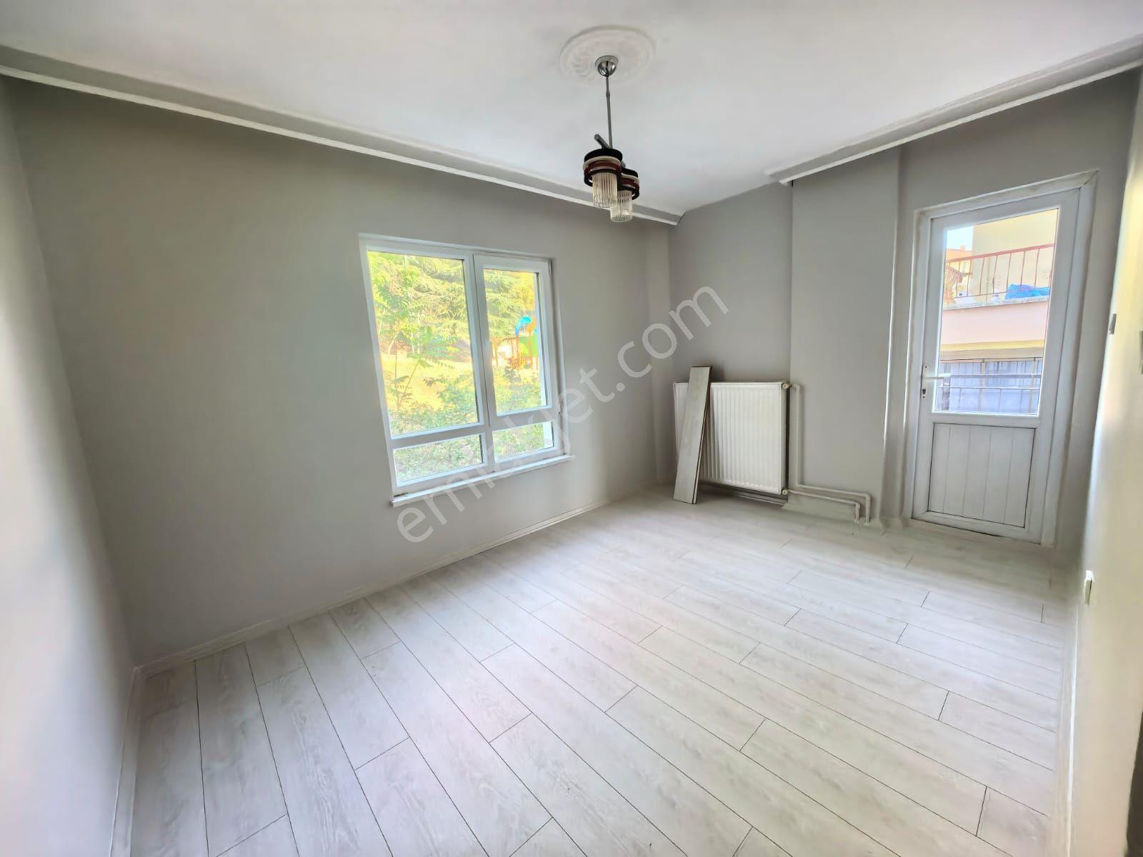 Toprak Emlaktan Ank Keçiören Baglarbaşı Mah De 3+1 120 M2 Manzaralı Daire — fotoğraf 28