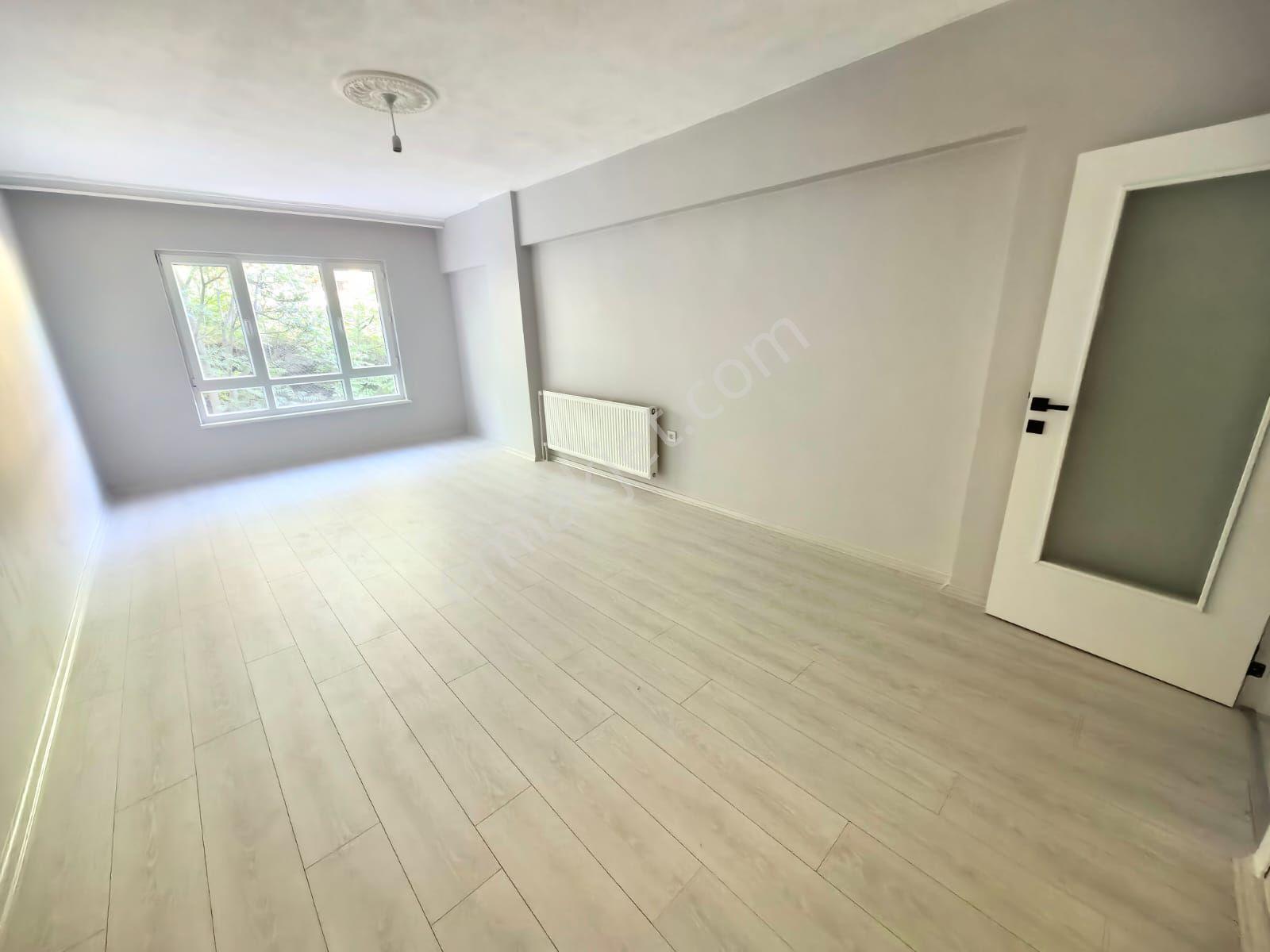 Toprak Emlaktan Ank Keçiören Baglarbaşı Mah De 3+1 120 M2 Manzaralı Daire — fotoğraf 29