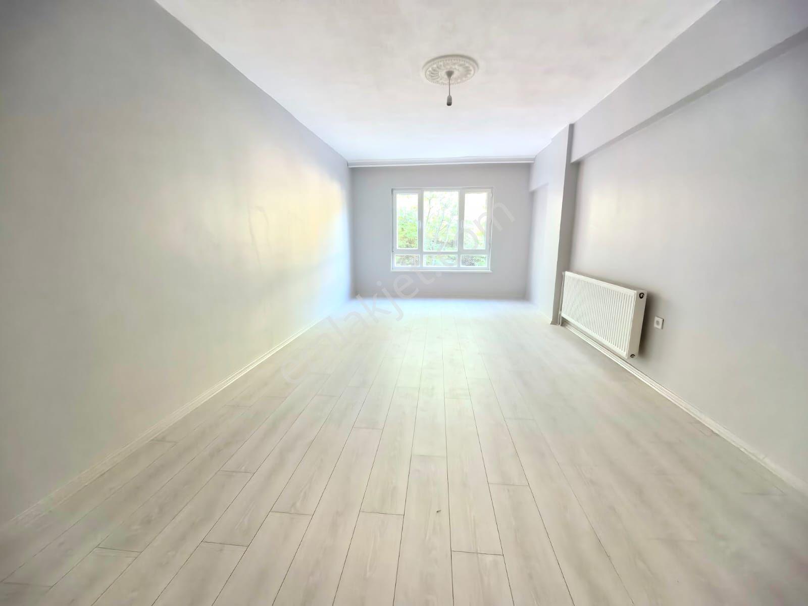 Toprak Emlaktan Ank Keçiören Baglarbaşı Mah De 3+1 120 M2 Manzaralı Daire — fotoğraf 32