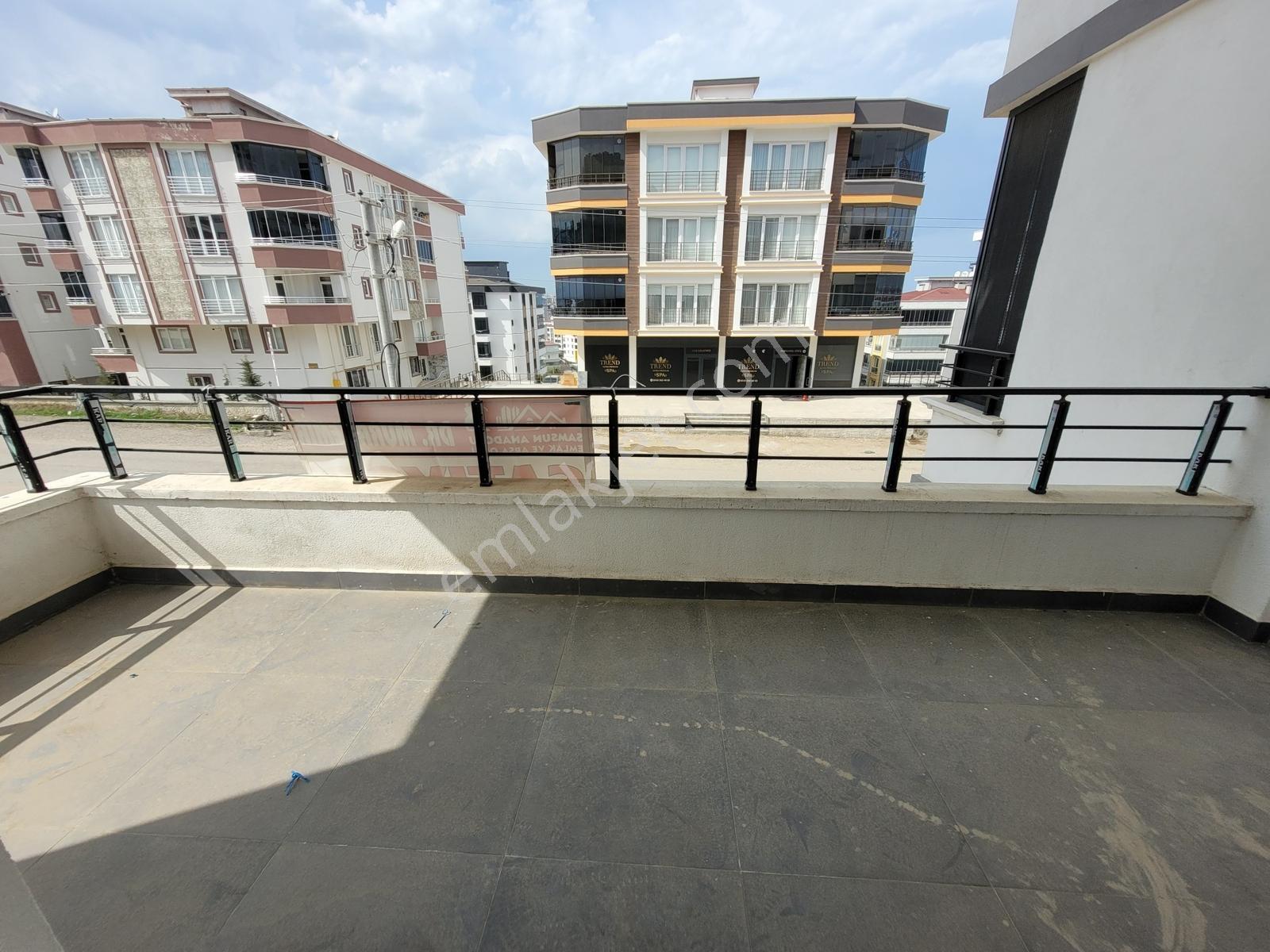 Atakum Mevlanada Caddeye Cephe 132 M2 Satılık Sıfır 3+1 Daire — fotoğraf 5