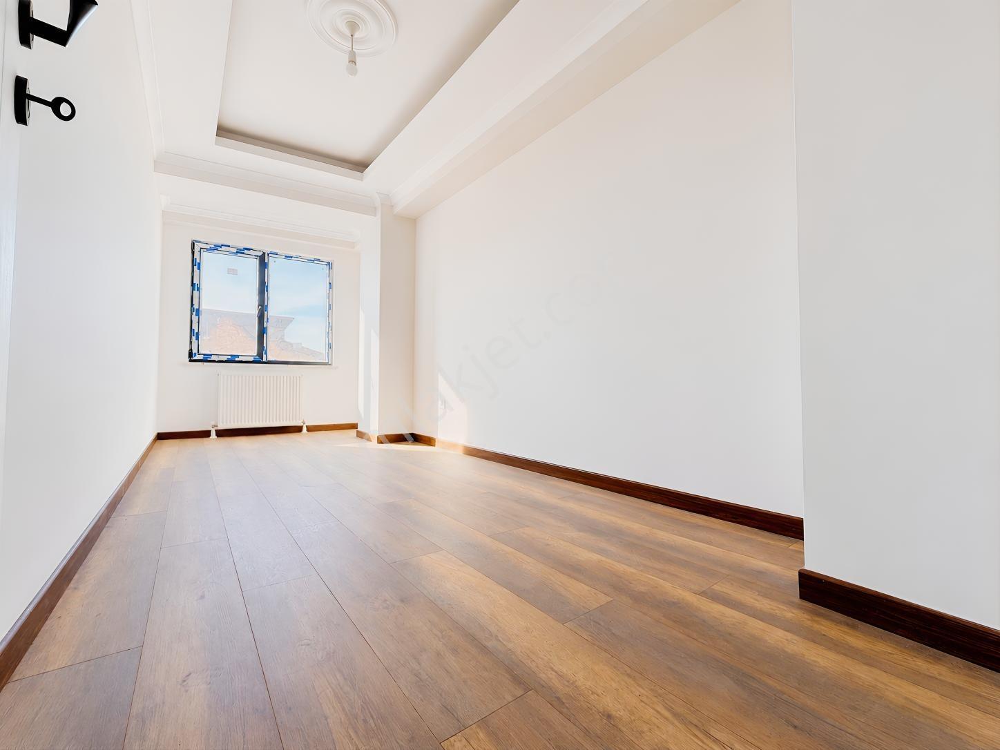 Bahçelievler'de 135m2 Tek Daire Üzeri E.banyolu Güney Cephe — fotoğraf 7