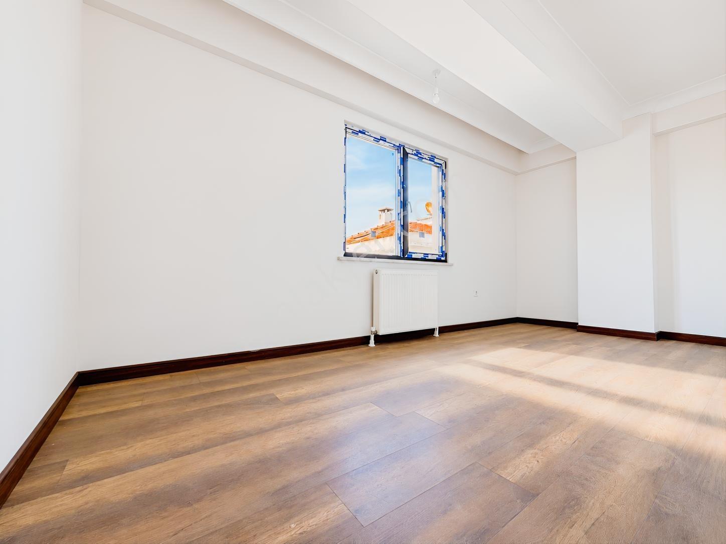 Bahçelievler'de 135m2 Tek Daire Üzeri E.banyolu Güney Cephe — fotoğraf 11