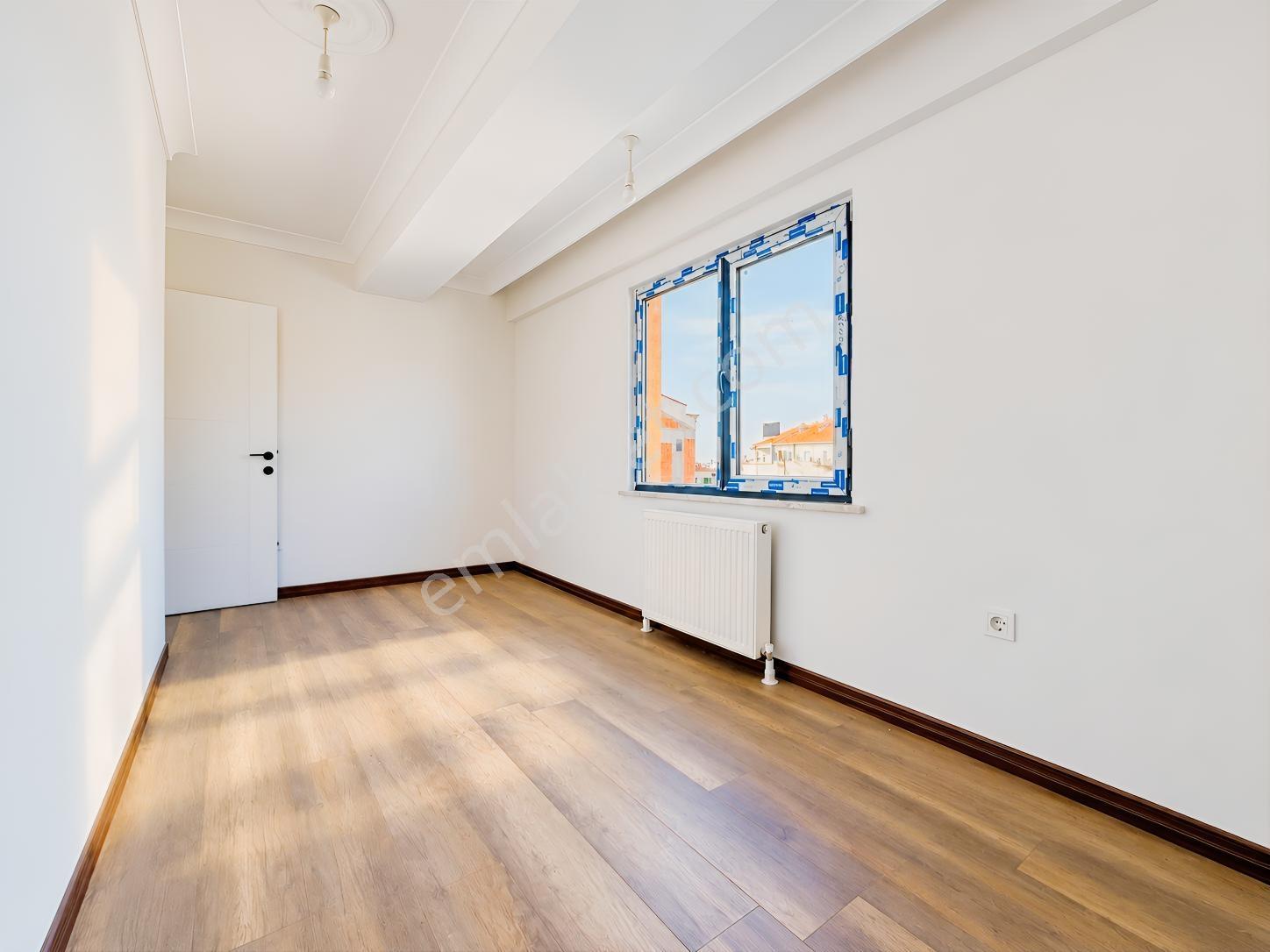 Bahçelievler'de 135m2 Tek Daire Üzeri E.banyolu Güney Cephe — fotoğraf 12