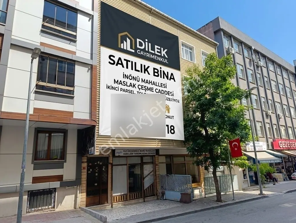 Maslak Çeşme Caddesi Üzerine 2. Parsel Bina 185 M2 Ticari+Konut