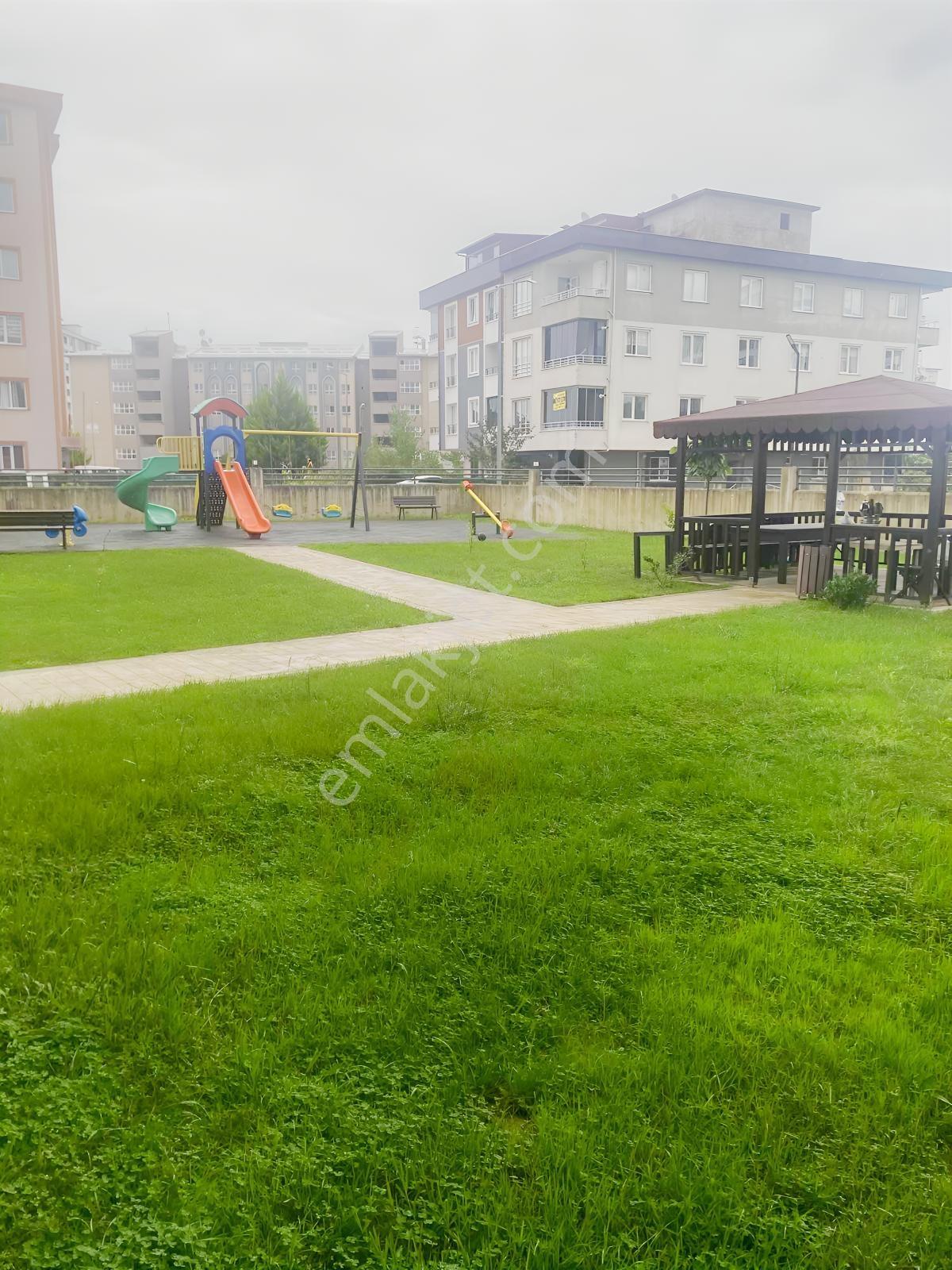 Tepe Gayrimenkulden Cumhuriyet Mah De 3+1 Satilik Daire — fotoğraf 7
