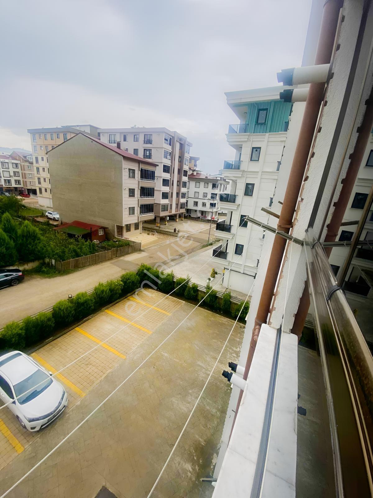 Tepe Gayrimenkulden Cumhuriyet Mah De 3+1 Satilik Daire — fotoğraf 14