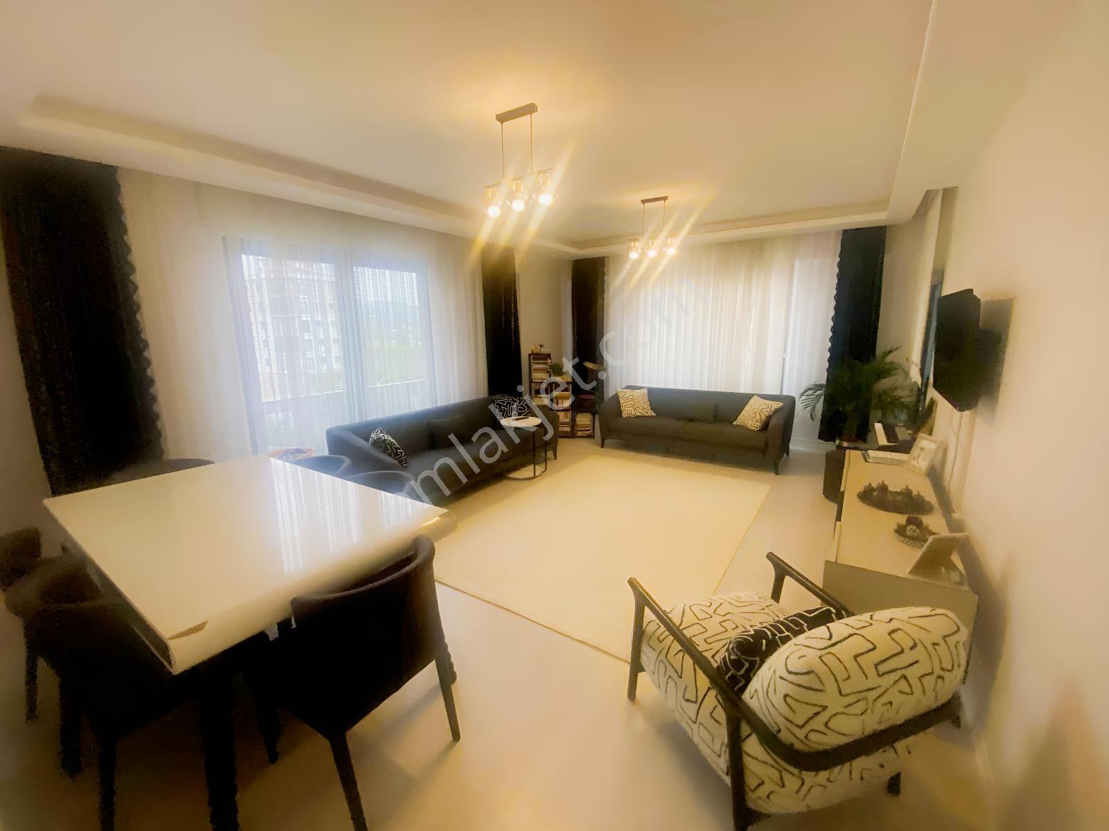 Tepe Gayrimenkulden Cumhuriyet Mah De 3+1 Satilik Daire — fotoğraf 18