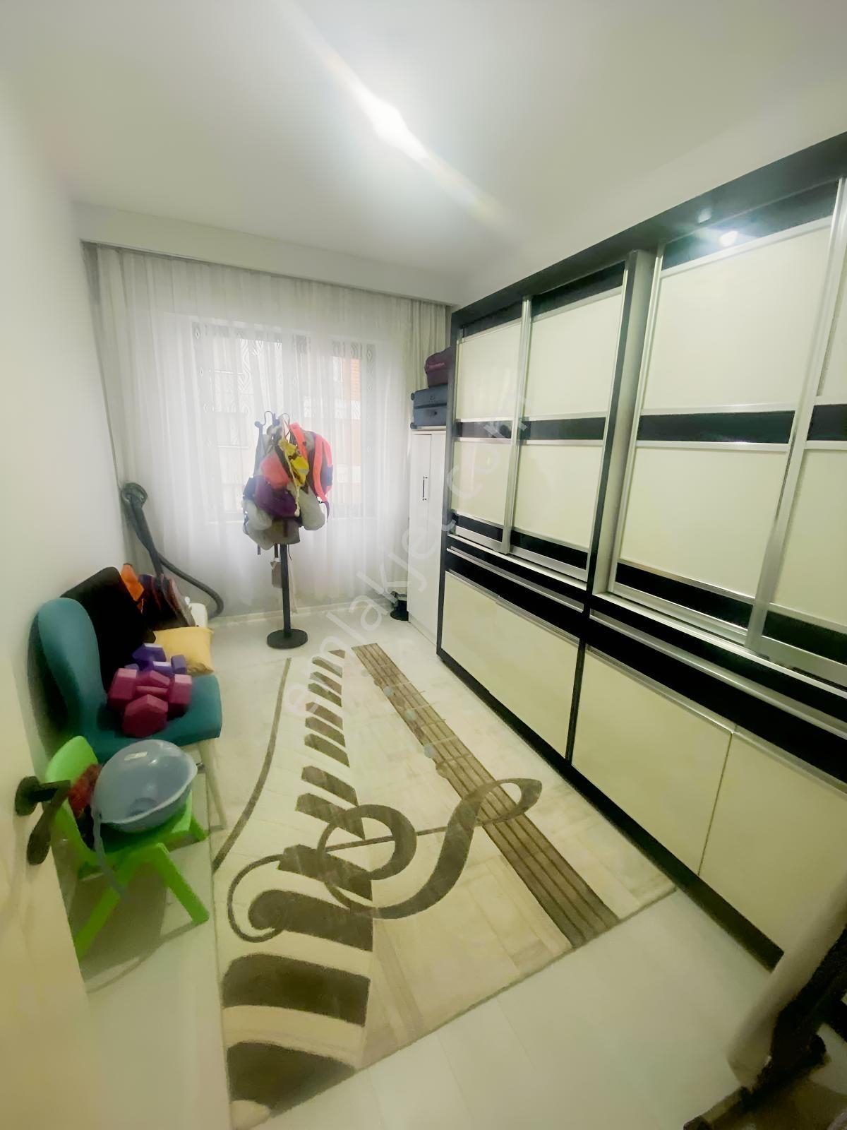 Tepe Gayrimenkulden Cumhuriyet Mah De 3+1 Satilik Daire — fotoğraf 21