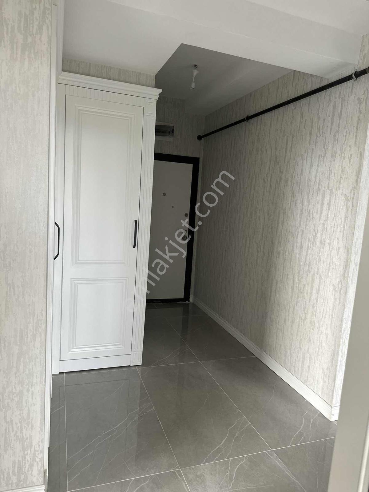 Stad Yanı Satılık 2+1 Lüx Daire — fotoğraf 8