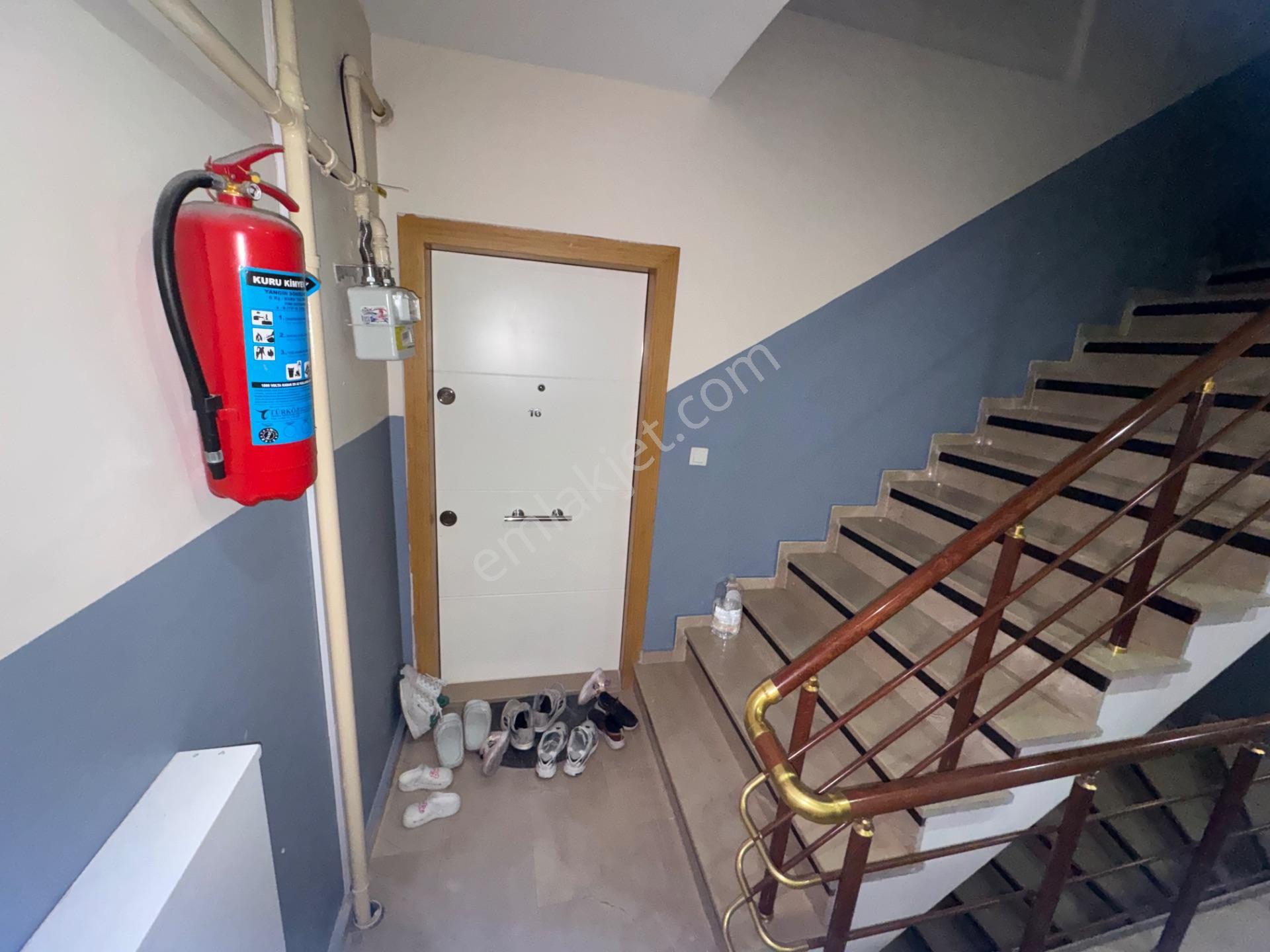 Zaferyapıdan Satılıkdubleks 4+2 2ayrı Daire 10yaş Cebeci Mahde — fotoğraf 16