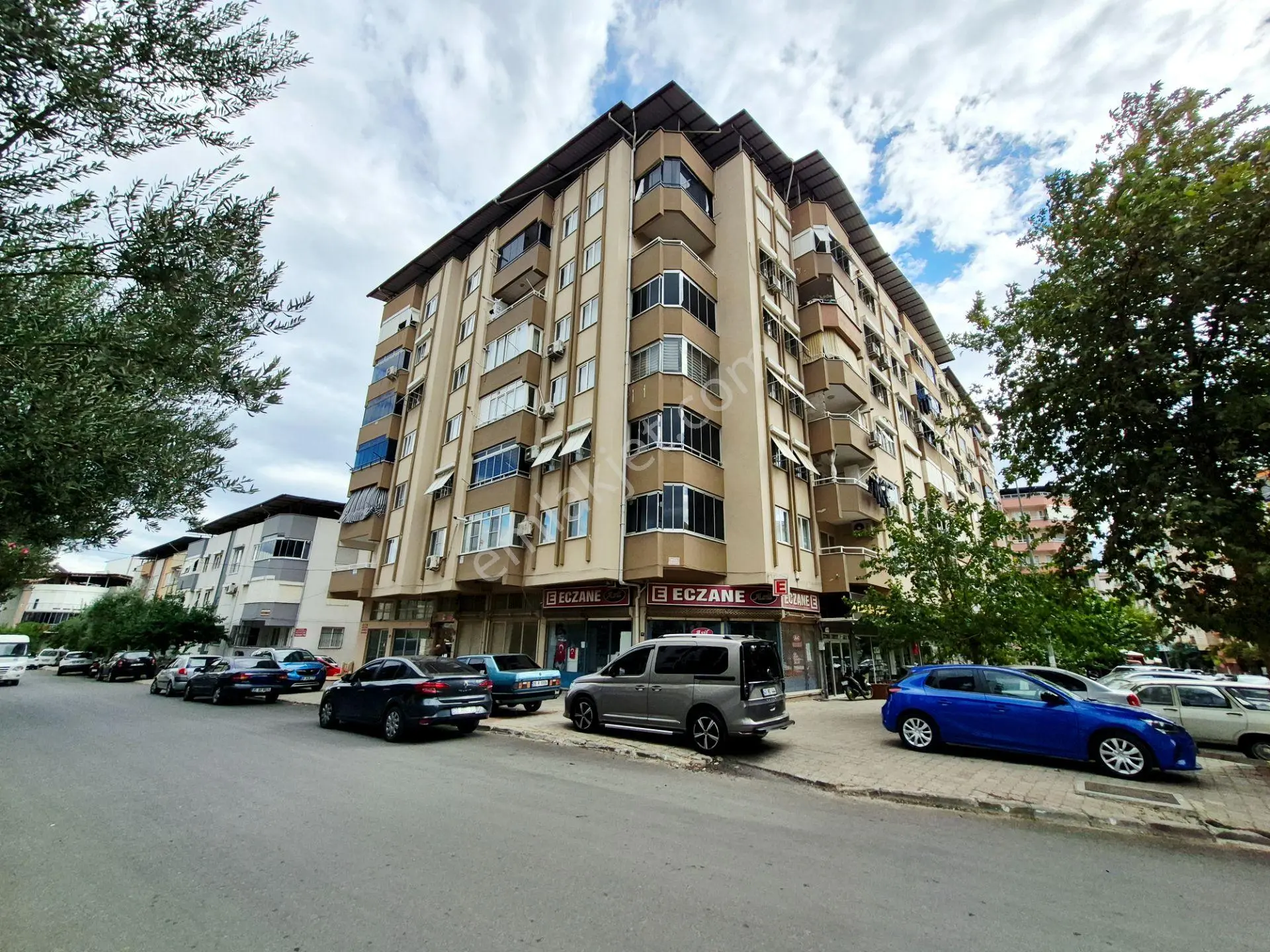 Aydoğdu Mahallesi'Nde Ana Cadde Üstü 3+1 Satılık Daire