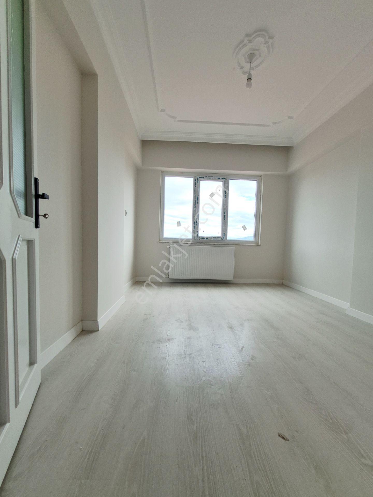 Aydoğdu Mahallesi'nde Ana Cadde Üstü 3+1 Satılık Daire — fotoğraf 25