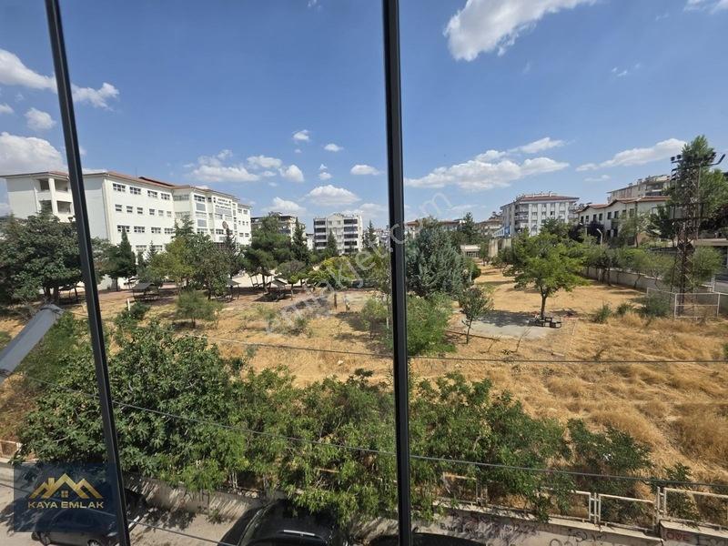 Yeditepede Merkezi Konumda Önü Açık Ferah 3+1 Daire — fotoğraf 13