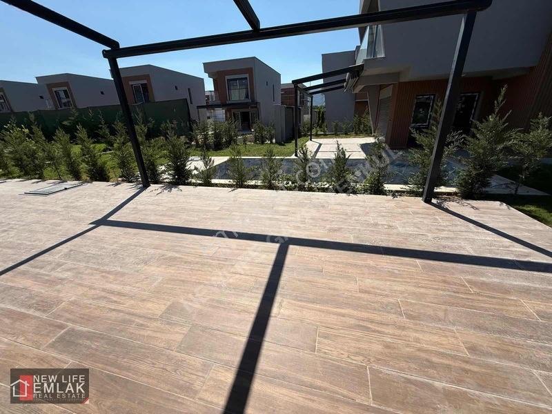 Kuşadası Davutlarda Denize 500 M Özel Havuzlu Satılık Villa — fotoğraf 5