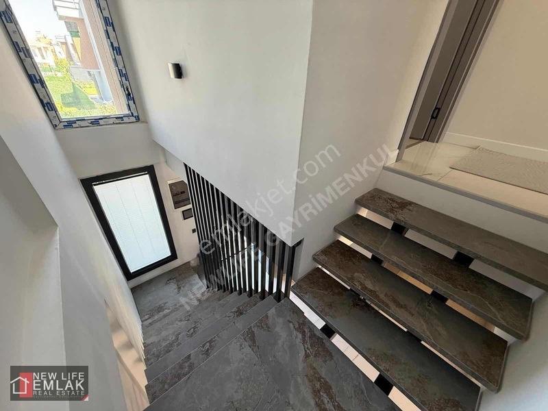 Kuşadası Davutlarda Denize 500 M Özel Havuzlu Satılık Villa — fotoğraf 29