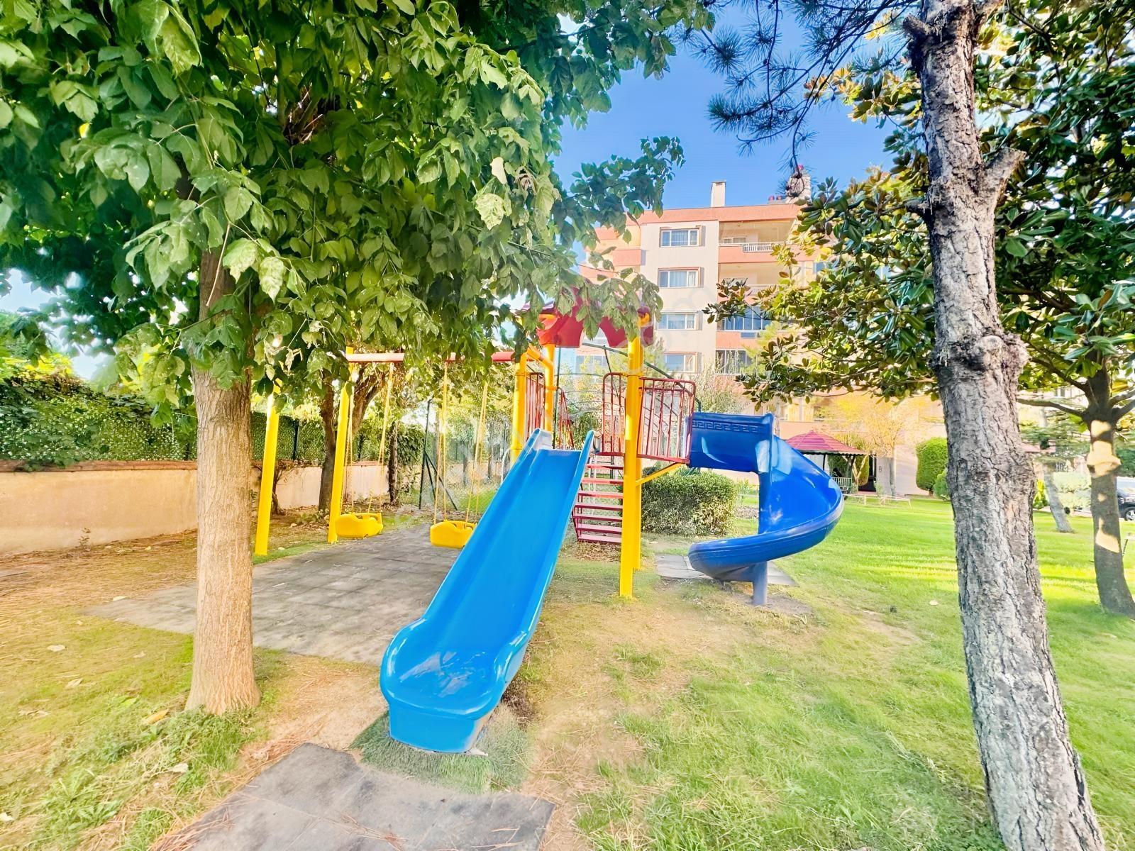 Nilüfer Ertuğrulda Sırdaş Kent Sitesinde 3+1 | 137 M² Net — fotoğraf 34