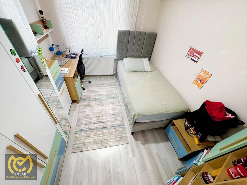 Sincan İstasyon Mah. Merkezi Konumda 3+1 Ön Cephe Satlık Daire — fotoğraf 10