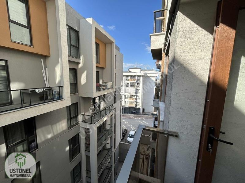 Üstünel'den Güvenlikli Sitede 2+1 Eşyalı Satılık Daire — fotoğraf 22