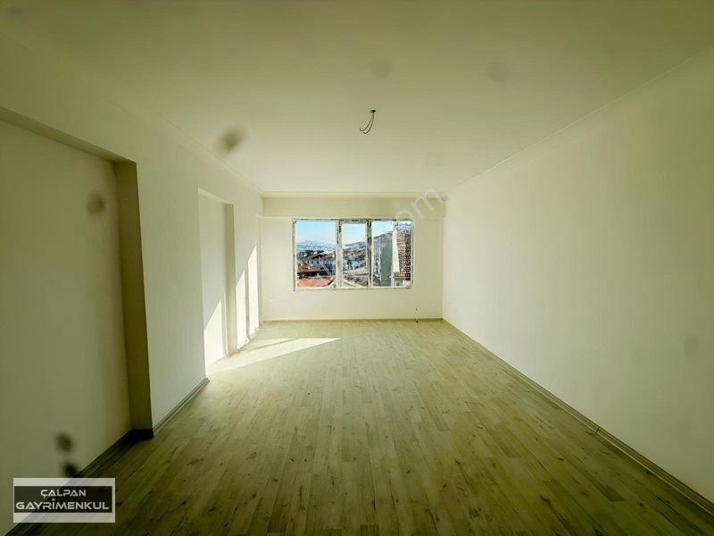 Peyami Sefa Da 150 M2 Giyinme Odalı Manzara Lı 4+1 Fırsat Daire — fotoğraf 17