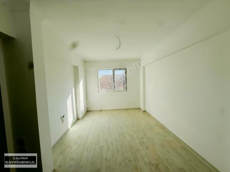 Peyami Sefa Da 150 M2 Giyinme Odalı Manzara Lı 4+1 Fırsat Daire — fotoğraf 18