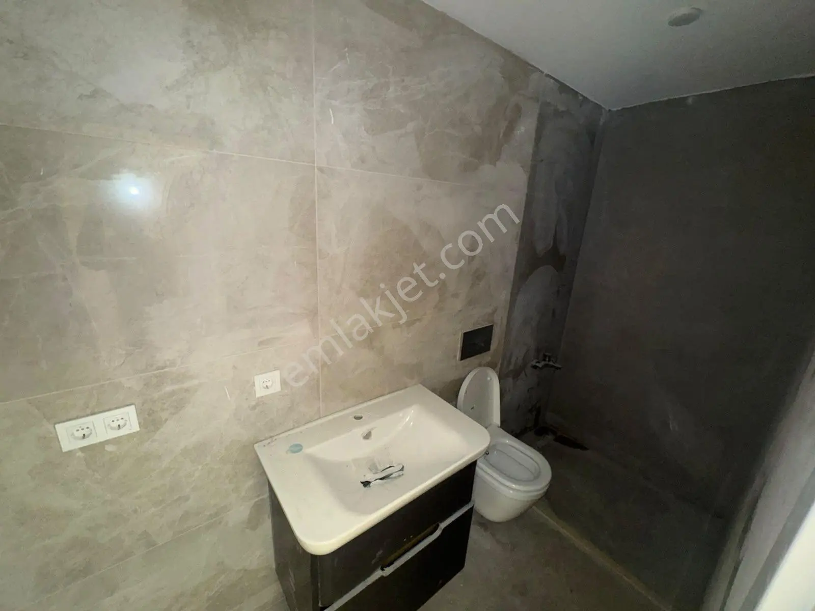Özgür İnşaat'tan Uğurmumcu Mah Site İçersi Kapalı Çift Kat Otoparklı 3+1 Fırsat Daire!! — fotoğraf 21